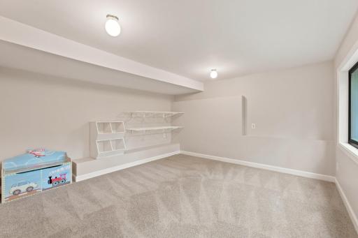 3601 Prestige Lane, Hopkins, MN 55305