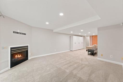 3601 Prestige Lane, Hopkins, MN 55305