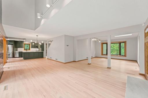 3601 Prestige Lane, Hopkins, MN 55305