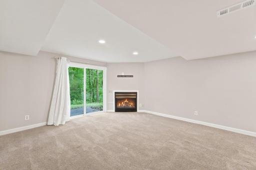3601 Prestige Lane, Hopkins, MN 55305