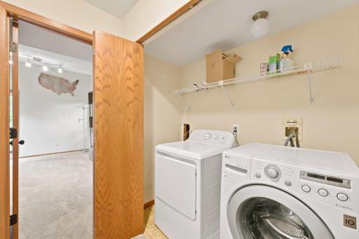 3601 Prestige Lane, Hopkins, MN 55305