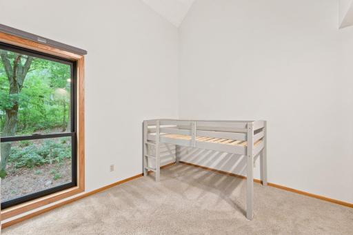 3601 Prestige Lane, Hopkins, MN 55305