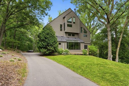 3601 Prestige Lane, Hopkins, MN 55305