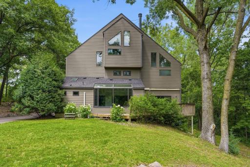 3601 Prestige Lane, Hopkins, MN 55305