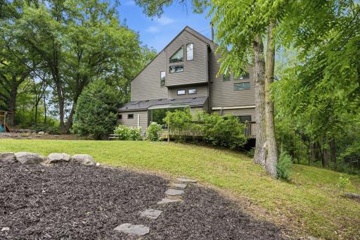 3601 Prestige Lane, Hopkins, MN 55305