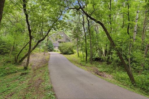 3601 Prestige Lane, Hopkins, MN 55305