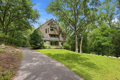 3601 Prestige Lane, Hopkins, MN 55305