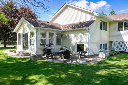 7488 Newbury Road, Saint Paul, MN 55125