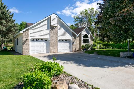 7488 Newbury Road, Saint Paul, MN 55125