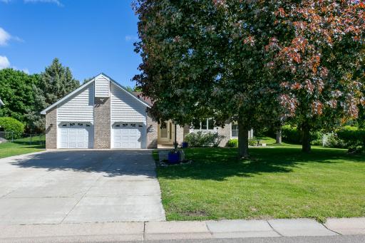 7488 Newbury Road, Saint Paul, MN 55125
