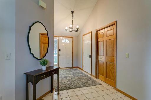 7488 Newbury Road, Saint Paul, MN 55125