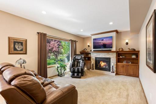 17880 Liv Lane, Eden Prairie, MN 55346
