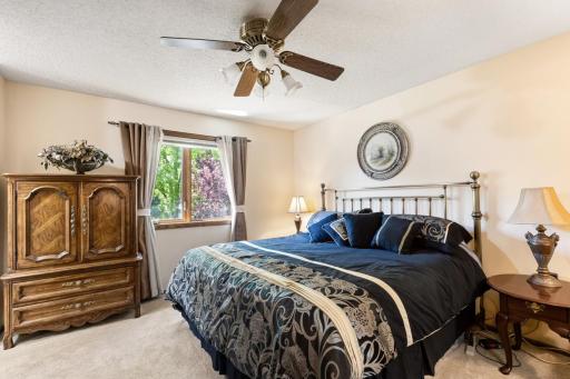17880 Liv Lane, Eden Prairie, MN 55346