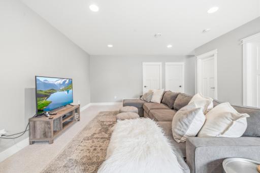 3693 Crestwood Ridge NE, Alexandria, MN 56308