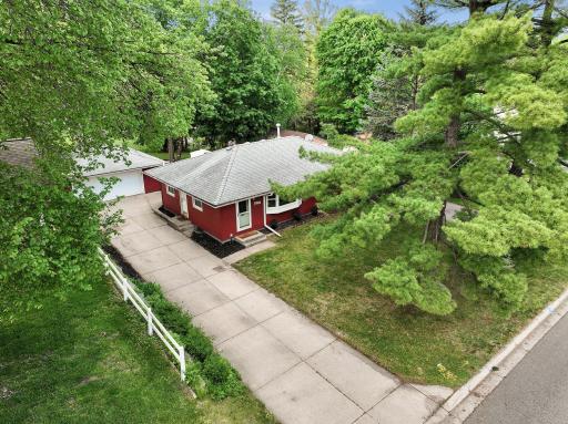 6918 34th Avenue N, Crystal, MN 55427