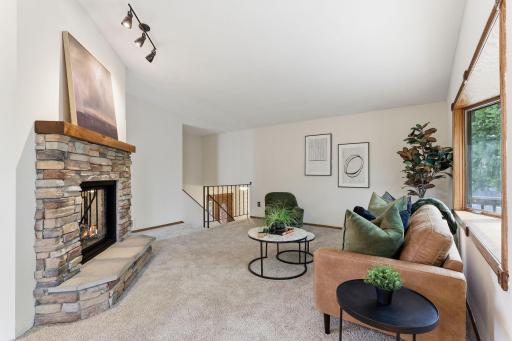 2566 Cochrane Drive, Woodbury, MN 55125