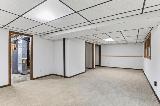 2566 Cochrane Drive, Woodbury, MN 55125