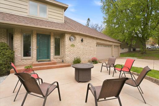05-2500 Highland View Avenue [3026356]- 004.jpg