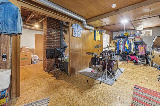 516 6th St SW, Rochester, MN 55902