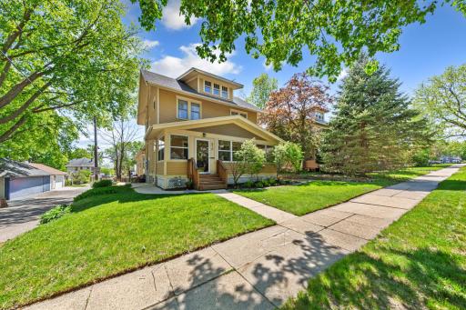 516 6th St SW, Rochester, MN 55902