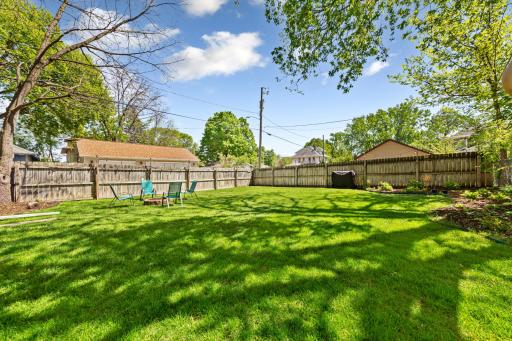 516 6th St SW, Rochester, MN 55902