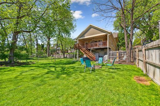 516 6th St SW, Rochester, MN 55902