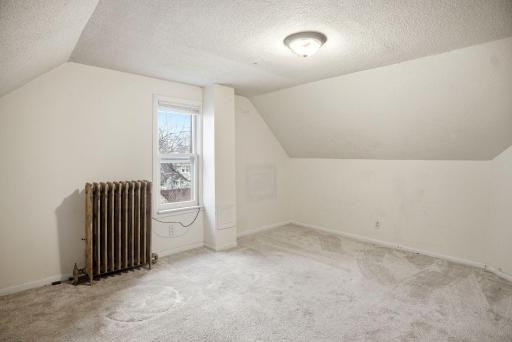 1259 Charles Avenue, Saint Paul, MN 55104