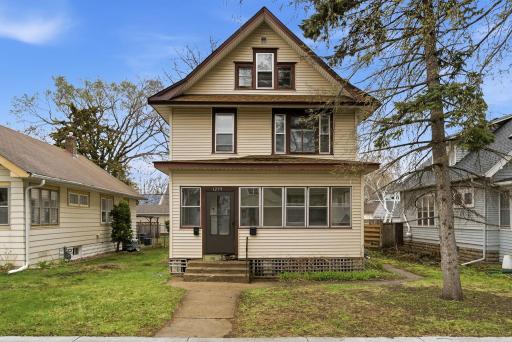 1259 Charles Avenue, Saint Paul, MN 55104