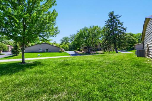 15319 40th Avenue N, Minneapolis, MN 55446