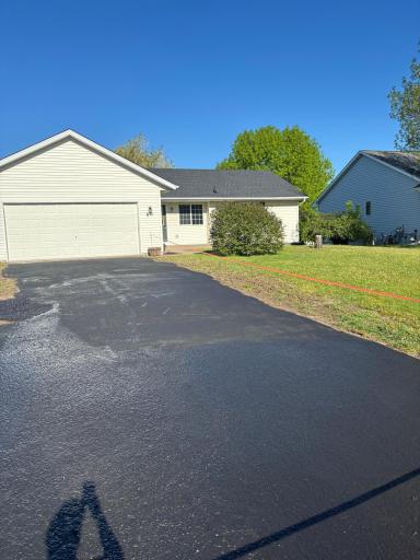 611 Birch Avenue N, Maple Lake, MN 55358