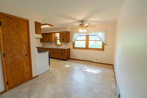 649 Oakwood Drive, Durand, WI 54736