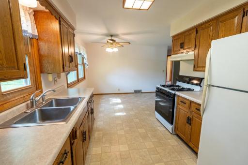 649 Oakwood Drive, Durand, WI 54736