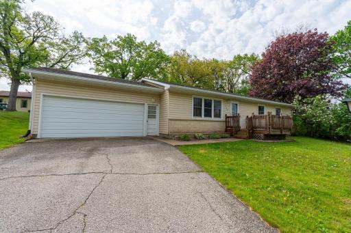649 Oakwood Drive, Durand, WI 54736