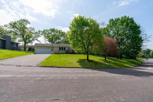 649 Oakwood Drive, Durand, WI 54736