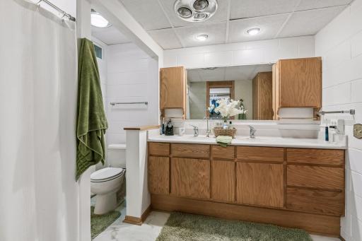 2105 Dutchview Road, Mound, MN 55364