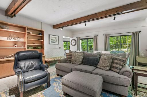 2105 Dutchview Road, Mound, MN 55364