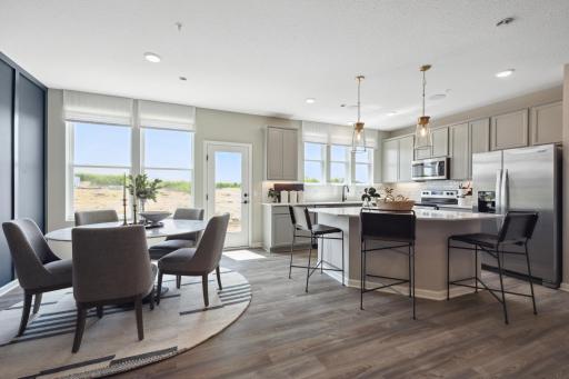 17962 Genoa Drive, Lakeville, MN 55044