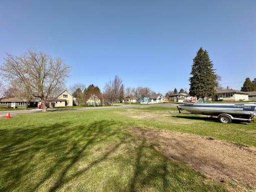 415 W 2nd Avenue, Keewatin, MN 55753
