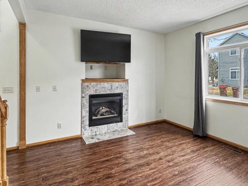665 Kingfisher Lane, E, Woodbury, MN 55125