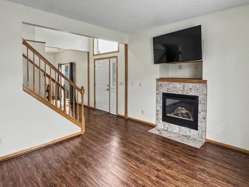 665 Kingfisher Lane, E, Woodbury, MN 55125