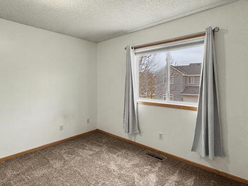 665 Kingfisher Lane, E, Woodbury, MN 55125