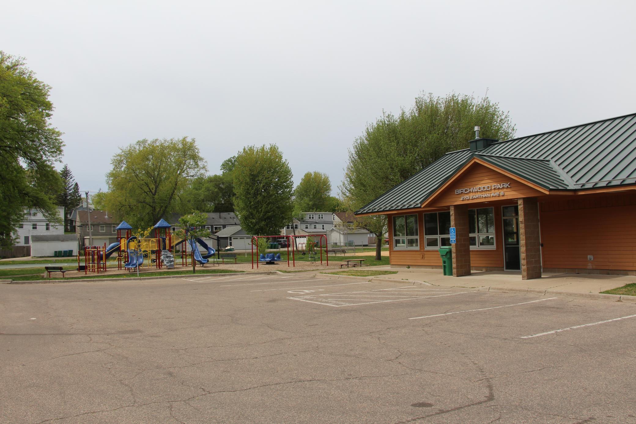 Only 2 blocks away....BIRCHWOOD PARK! Tons of area for the kids to play or just take a walk.