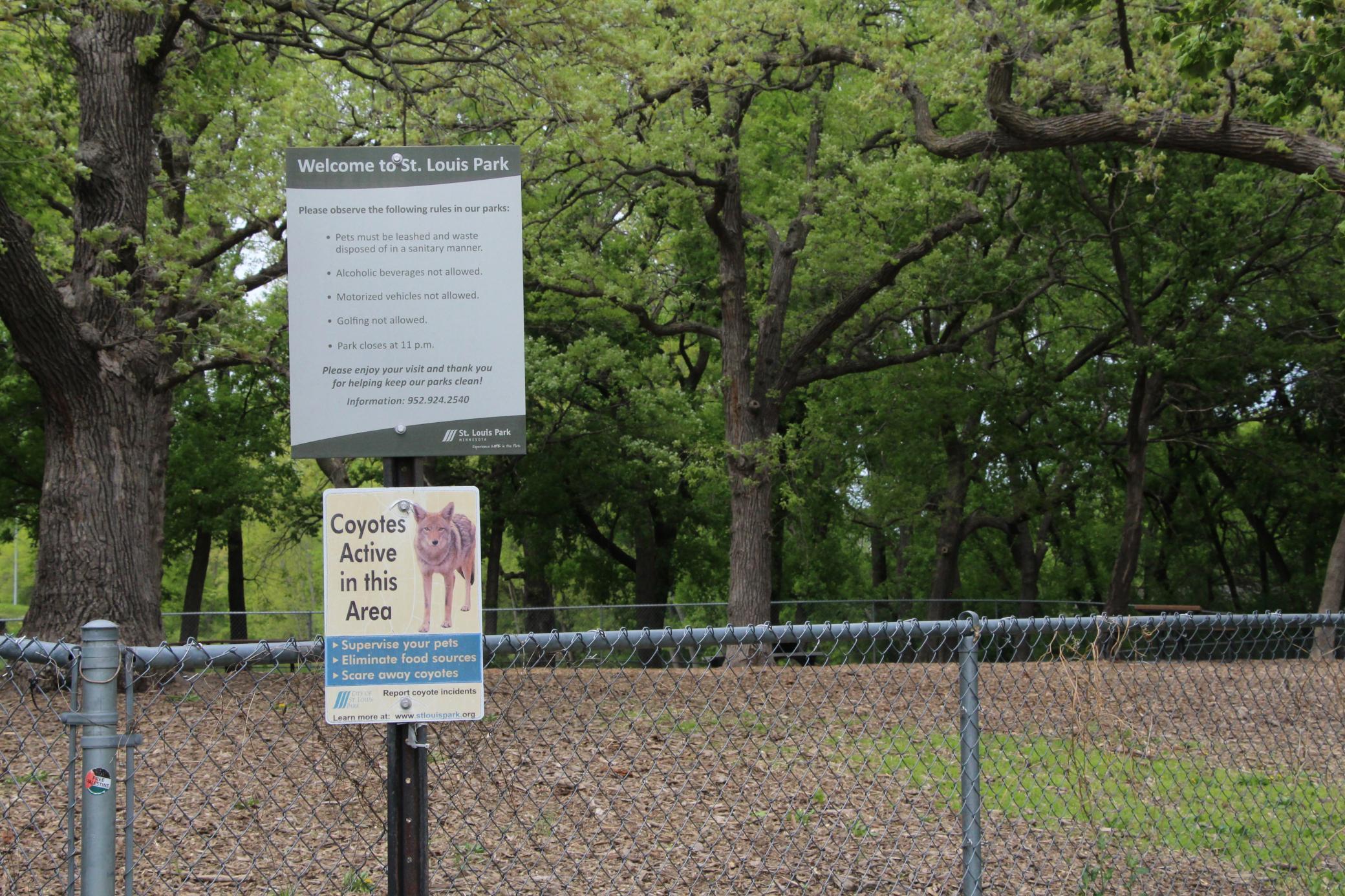 And you have here, right next to Dakota Park, the coolest doggie park every! Just beware of the coyotes.