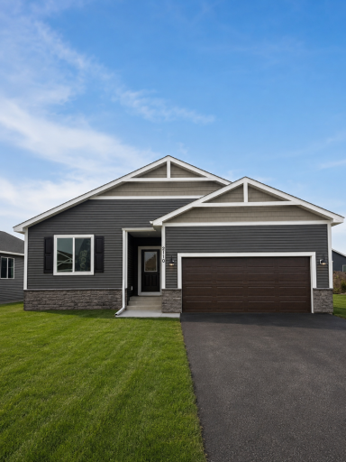 2110 Westpointe Drive N, Hastings, MN 55033