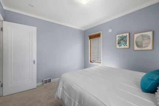 619 12th Avenue N, South Saint Paul, MN 55075
