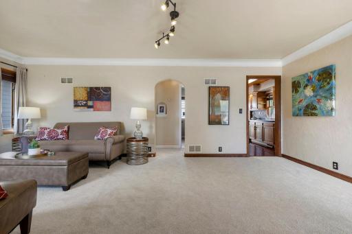 619 12th Avenue N, South Saint Paul, MN 55075
