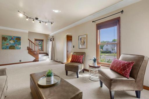 619 12th Avenue N, South Saint Paul, MN 55075