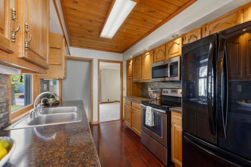 619 12th Avenue N, South Saint Paul, MN 55075