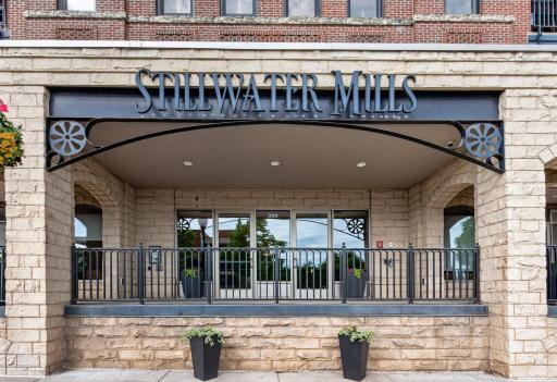 350 Main Street N, 406, Stillwater, MN 55082
