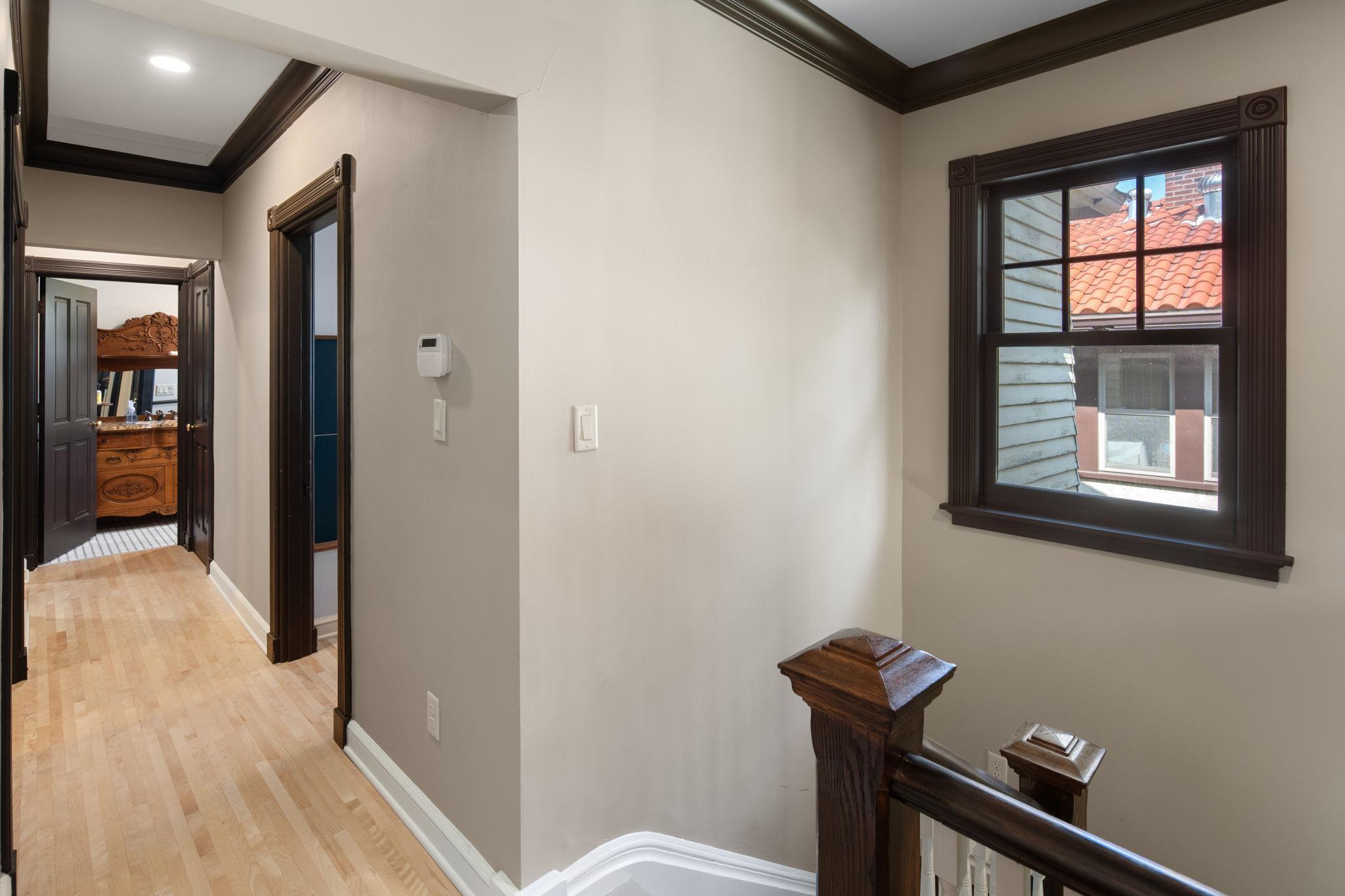 763-Cherokee-Ave-St-Paul-Whitney-Delmonico-second-floor.jpeg